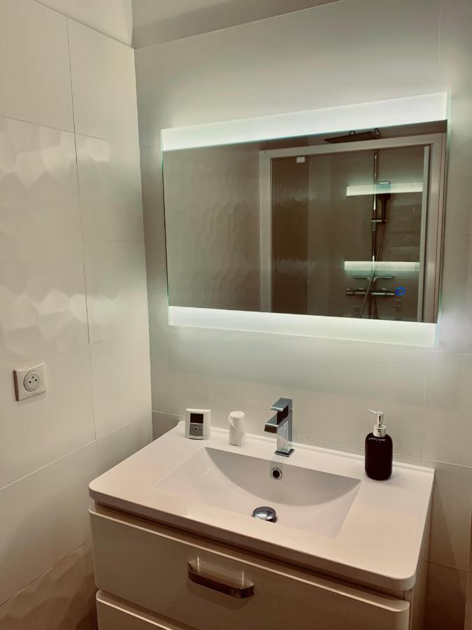 Superbe Appartement En Hyper Centre De Charleville Zewnętrze zdjęcie